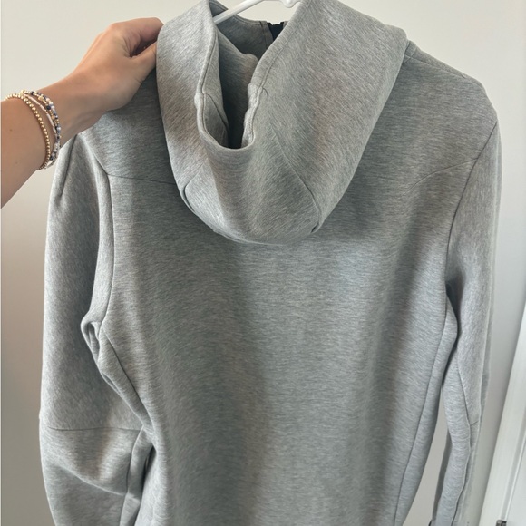 Nike Tech Jacket - Picture 2 of 4